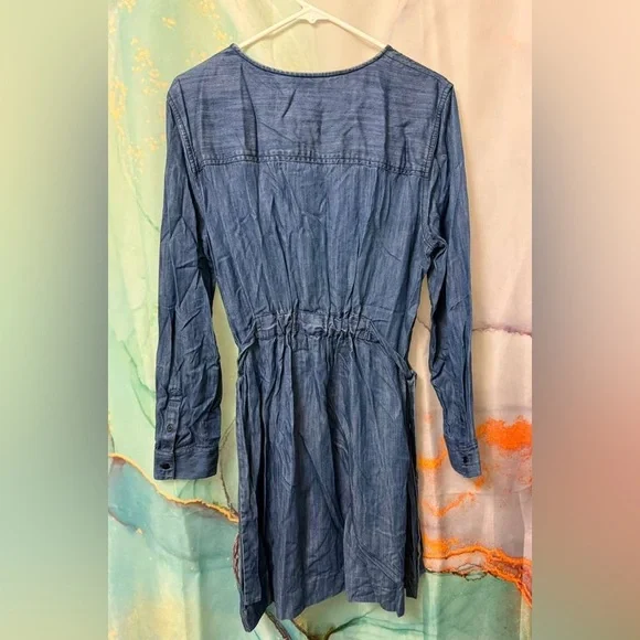 Club Monaco Rahma Dress In Denim Long-Sleeve Size: 12 - Picture 3 of 6